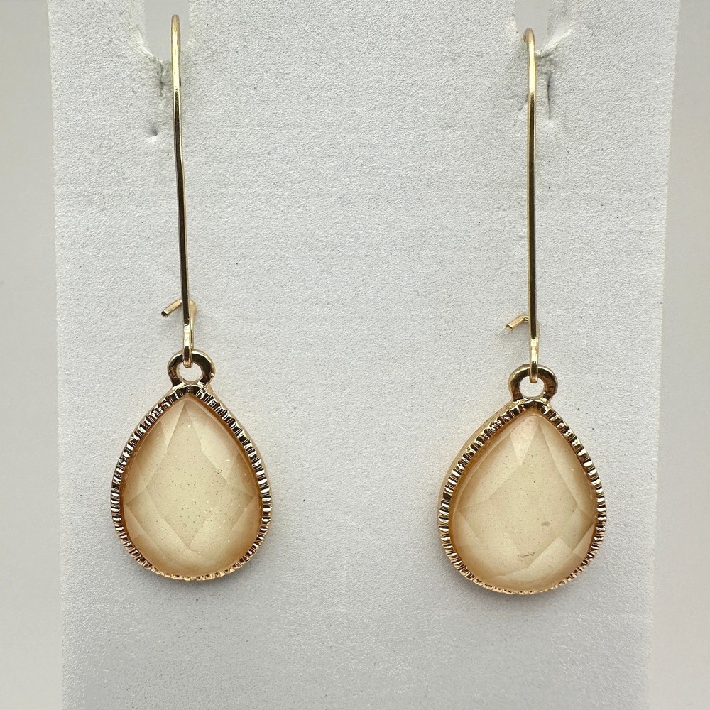 Vintage Y2K Cream Faux Druzy Teardrop Earrings Gold Tone Kidney Wire Dangle Boho